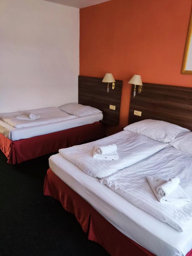 Hotel Formanka Hustopeče Eksteriør bilde